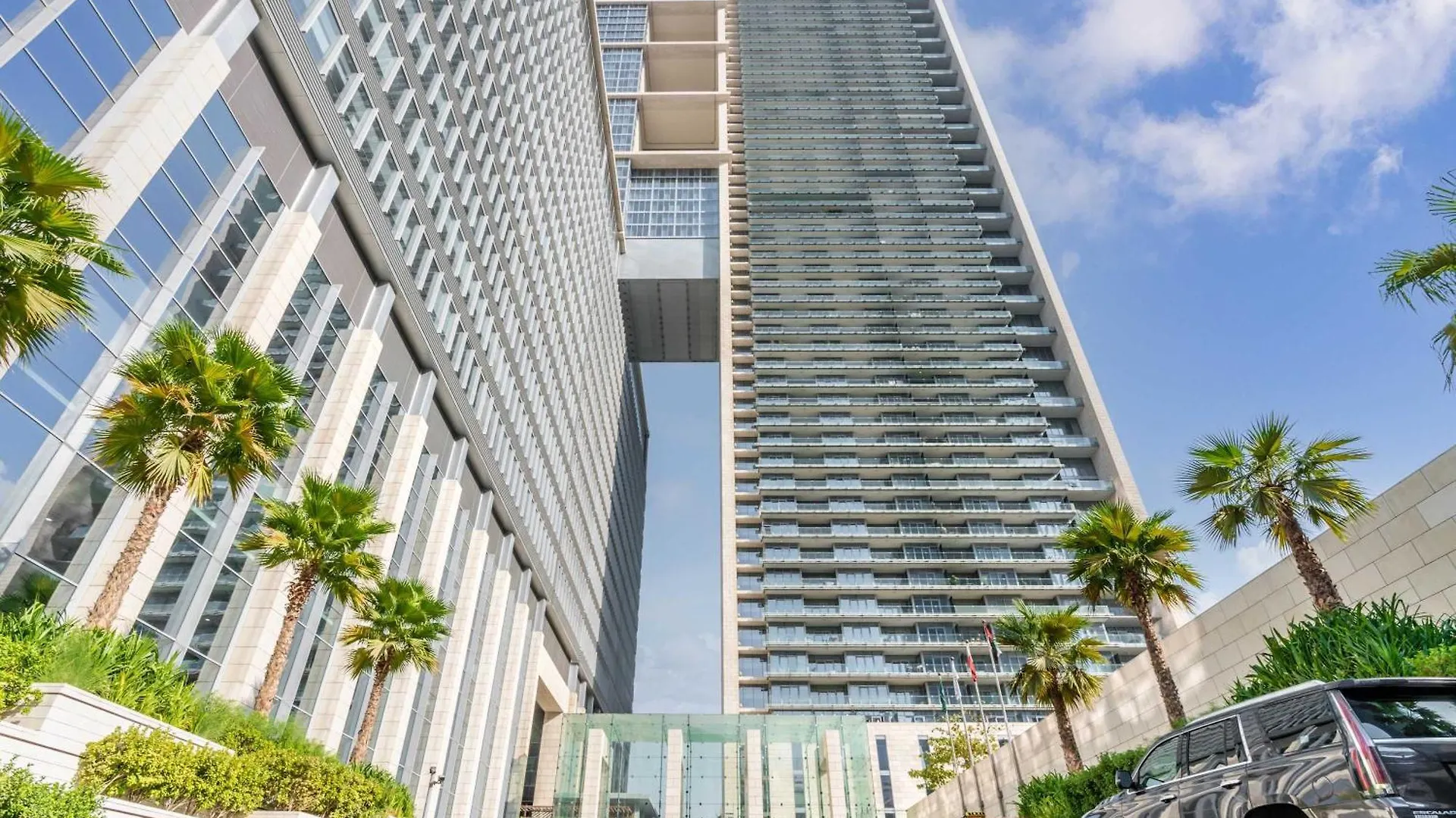 Silkhaus Newly Furnished Studio Facing Difc With Pool And Gym Access ドバイ アパート